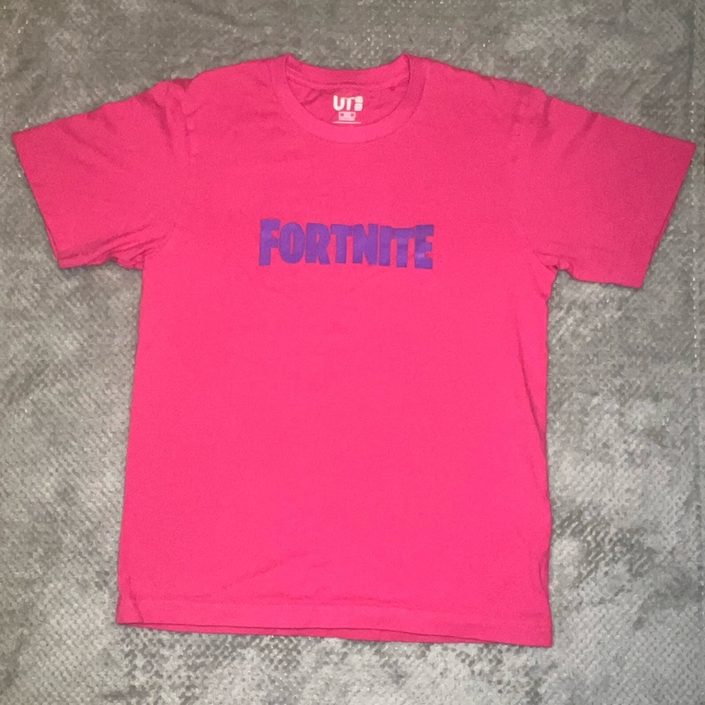 Pink Fortnite T-Shirt - UT